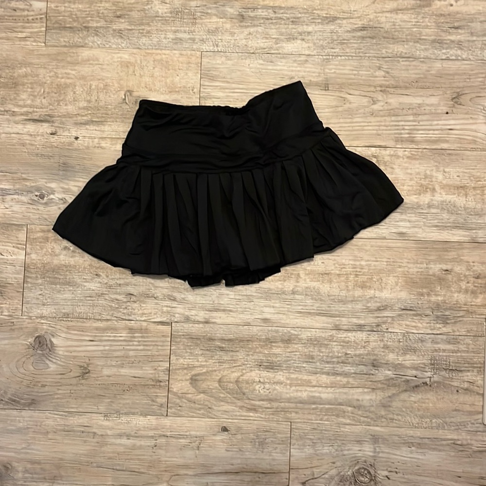 Black Gold Hinge Tennis Skirt
